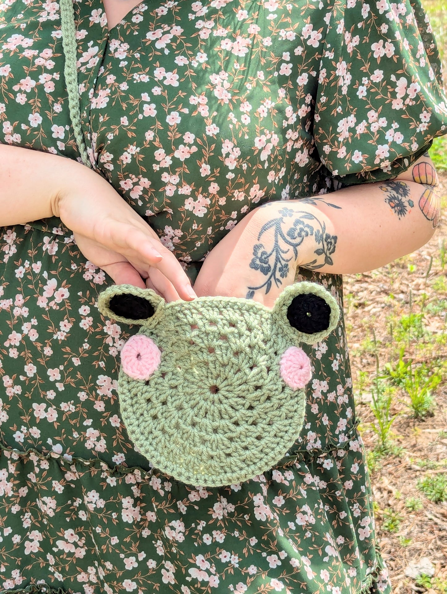 Cross Body Frog Bag