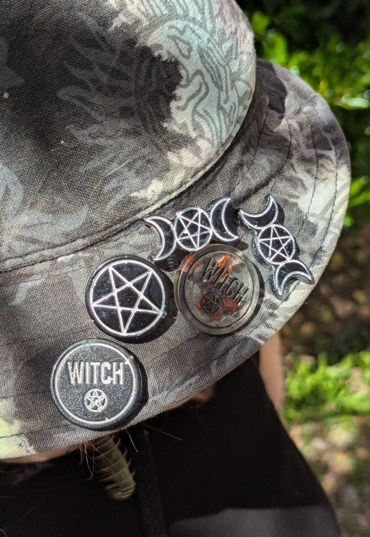 Resin Witch Pin 5pk