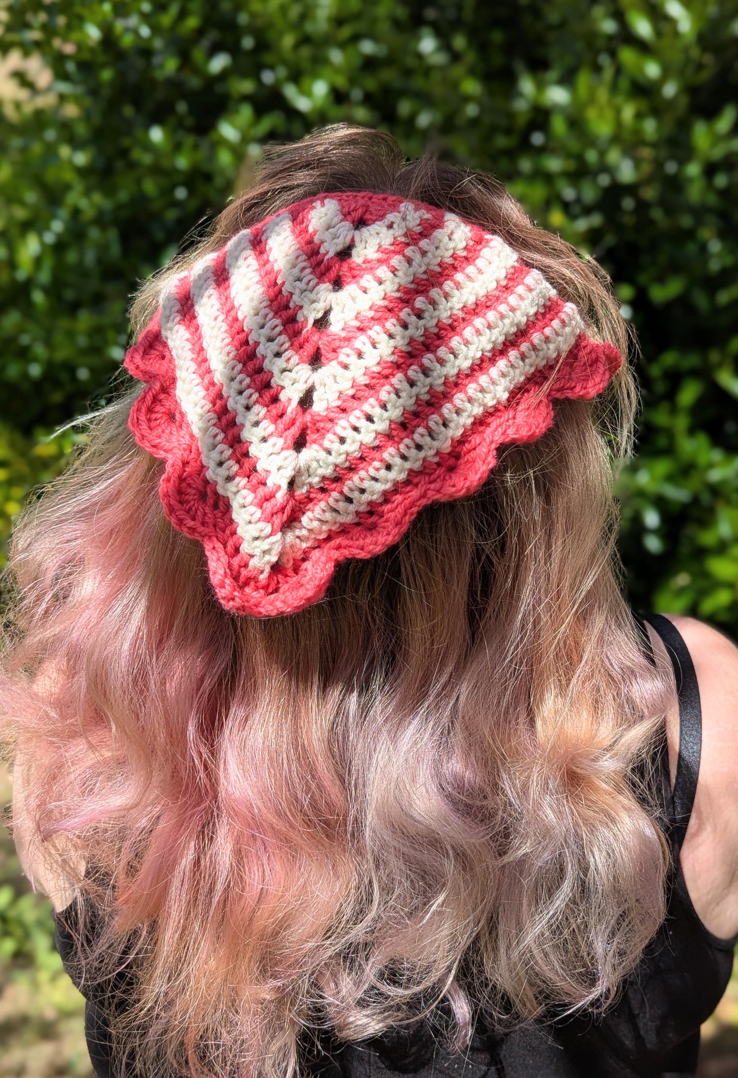 Pink/White Scalloped Bandana