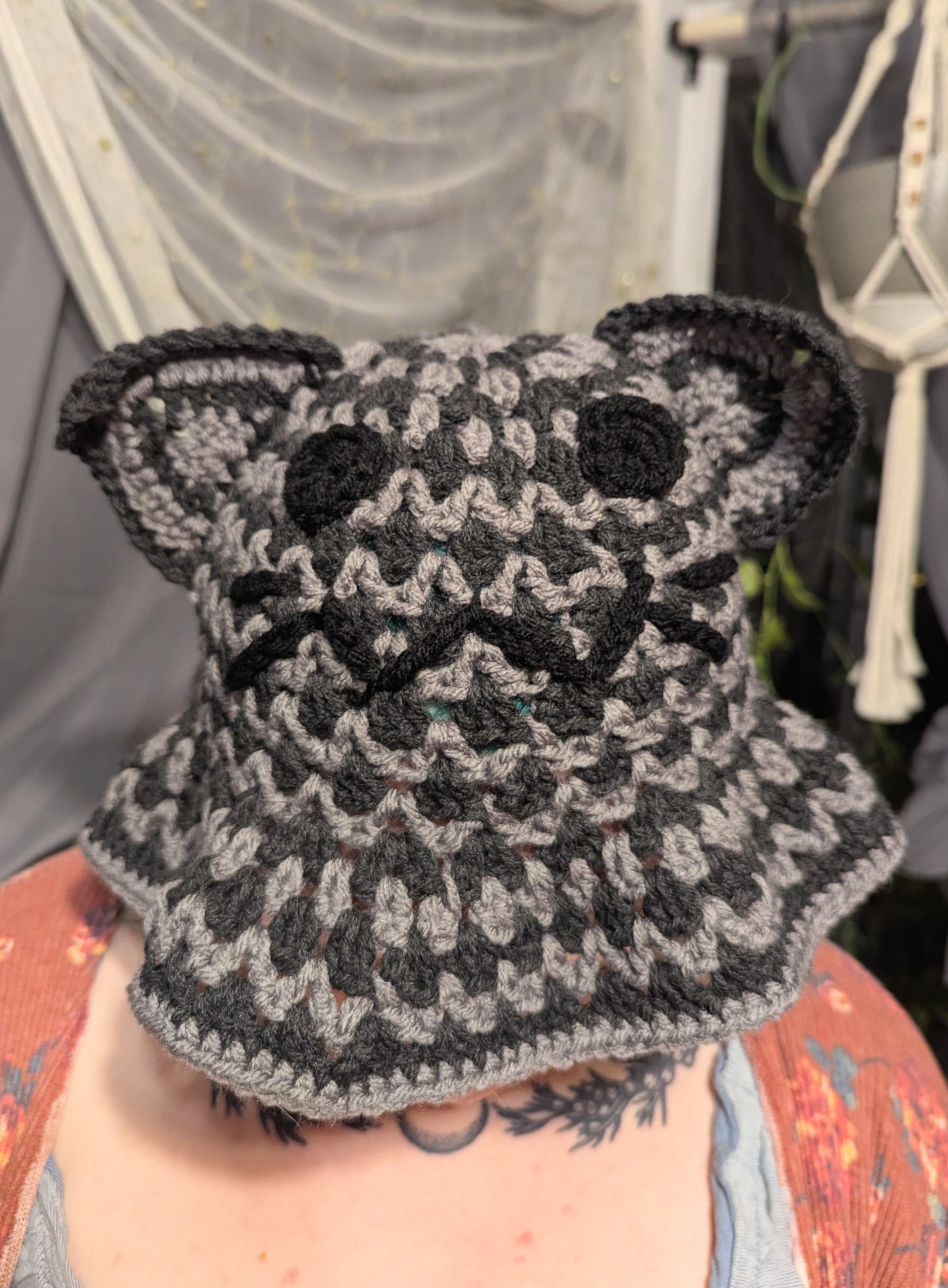 Stormy (Gray Tabby) Bucket Hat
