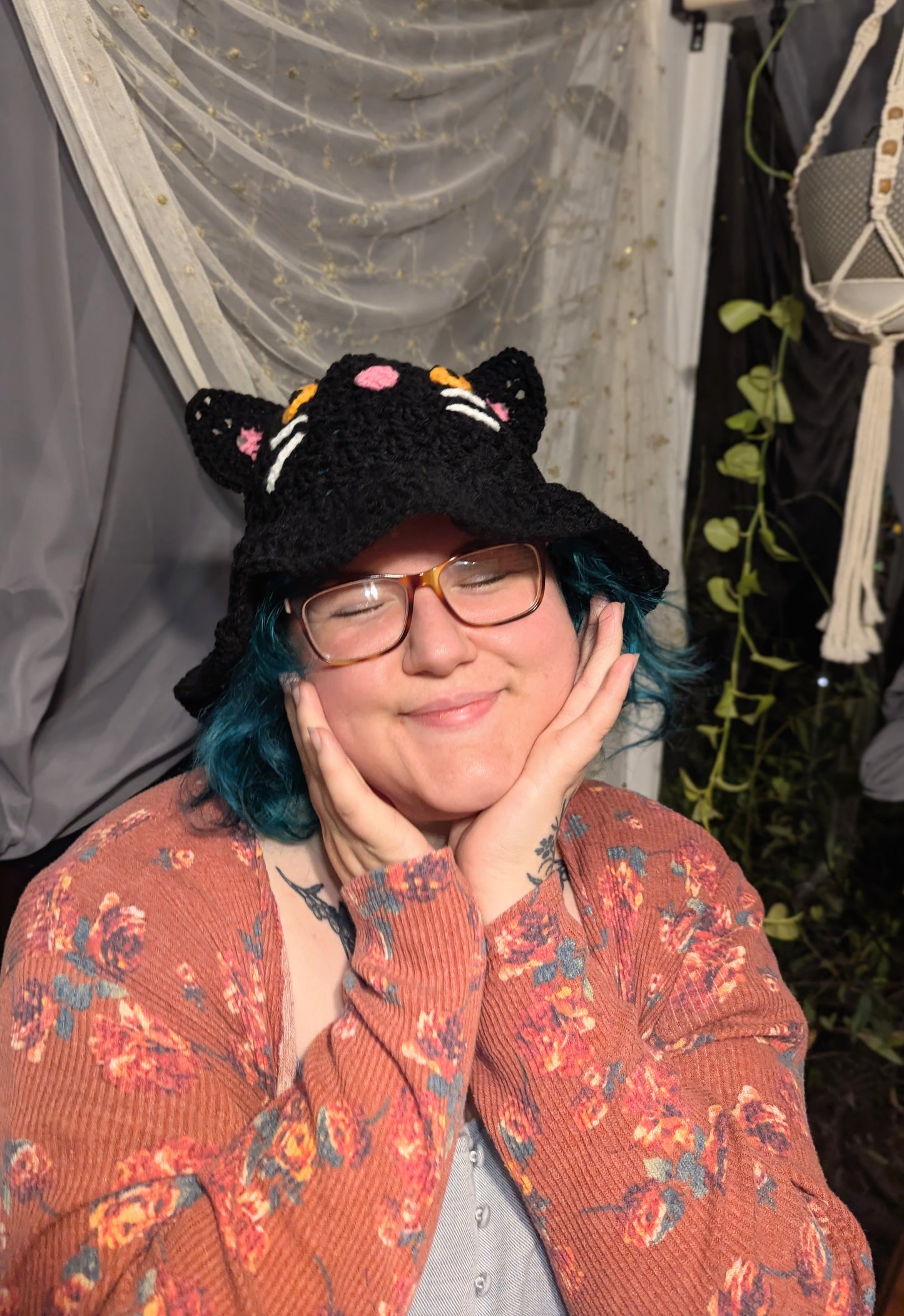 Salem (Black Cat) Bucket Hat